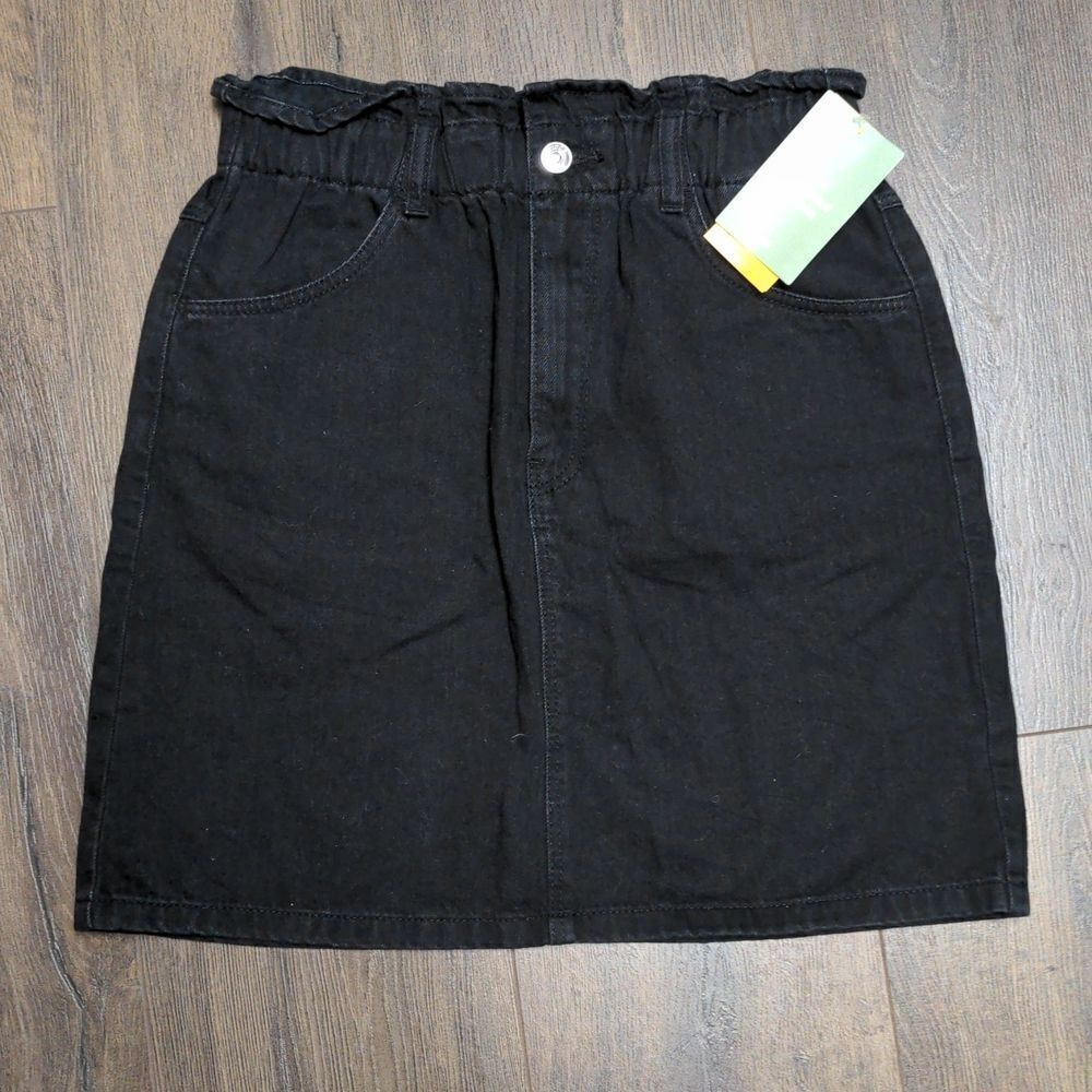 H&M Divided Black‎ Denim Skirt Elastic Waist Paper Bag Size 6 NWT